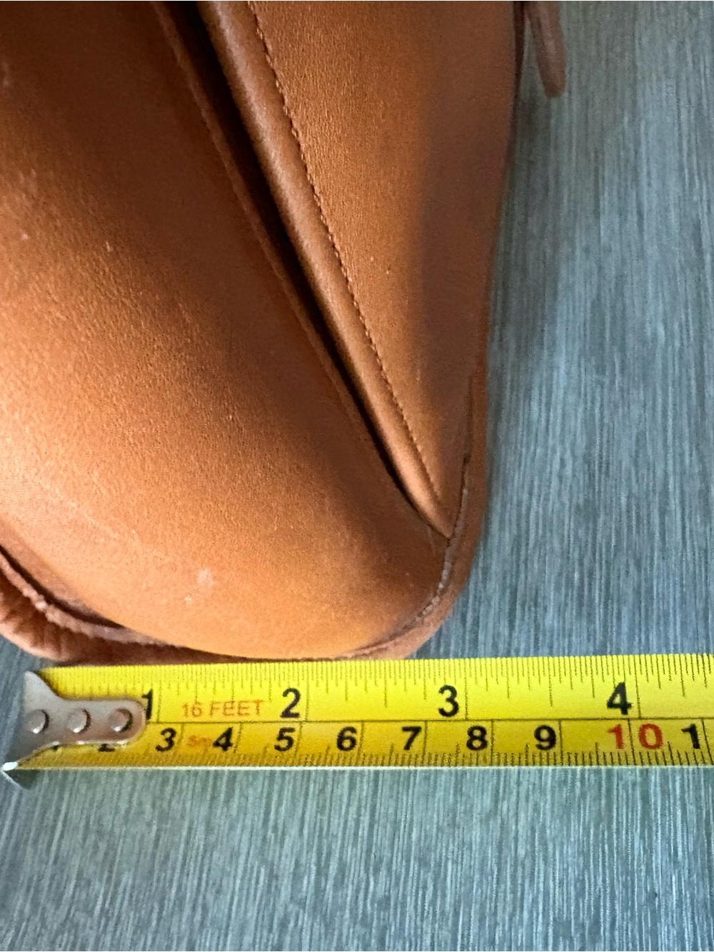 Coach Vintage Leather Emerson Bag with Brass Hardware - Picture 11 of 15